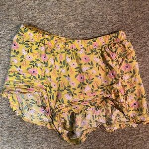 💜Cute floral shorts!💜